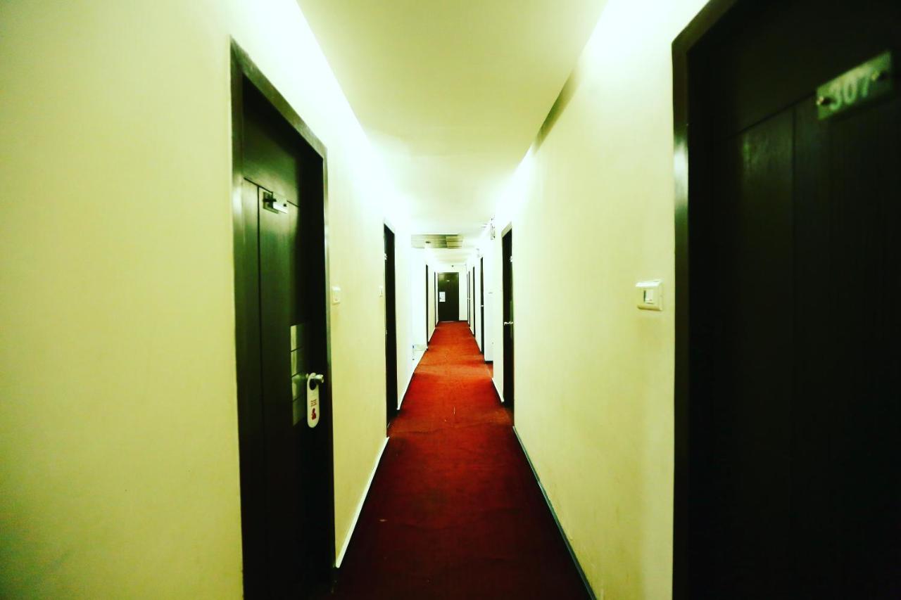 Collection O 64168 Hotel Vip International Kolkata Luaran gambar
